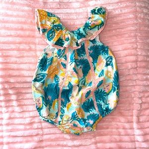 Tommy Bahama 4-6 fruit romper